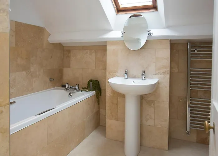 6 Abbey Terrace * ウィットビー