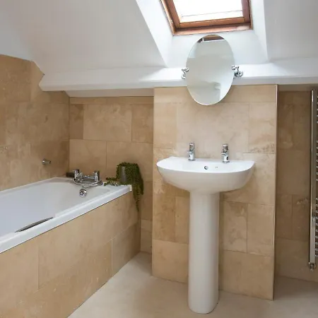 6 Abbey Terrace * Whitby